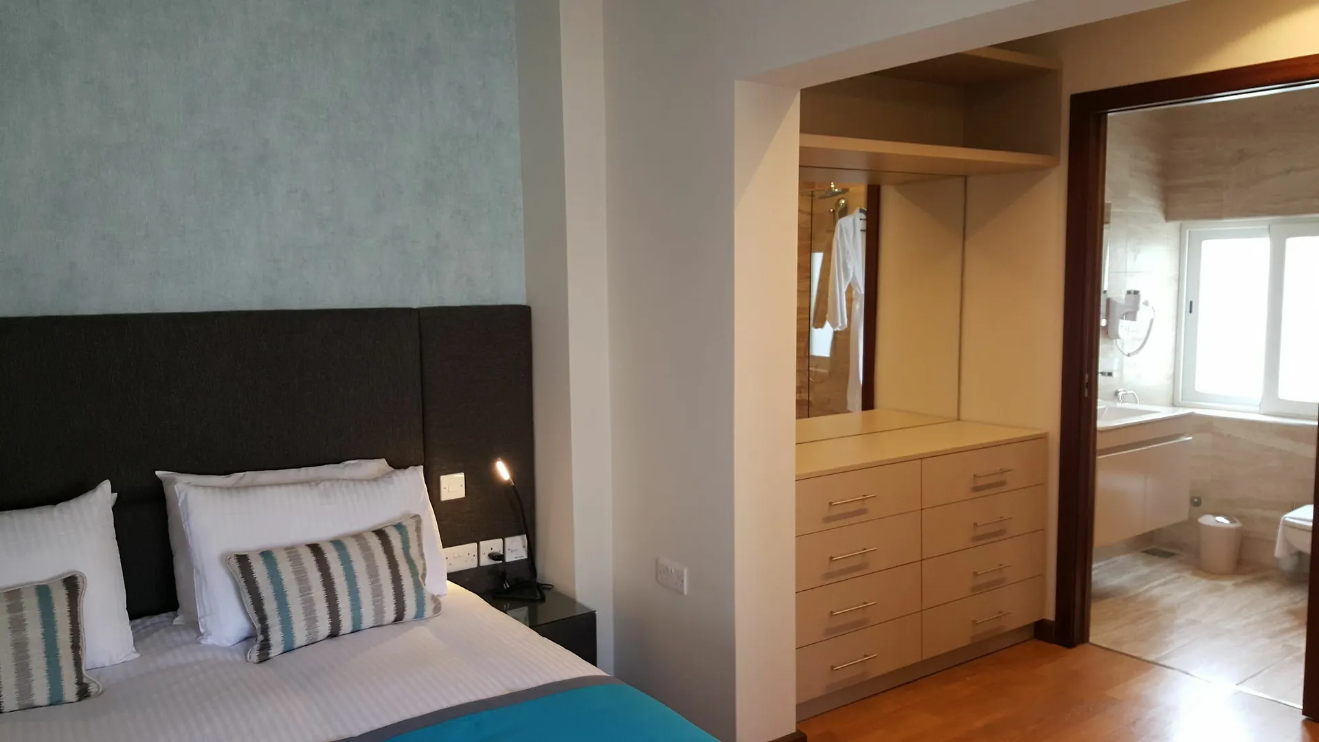 D Townhouse Boutique Suites Sliema
