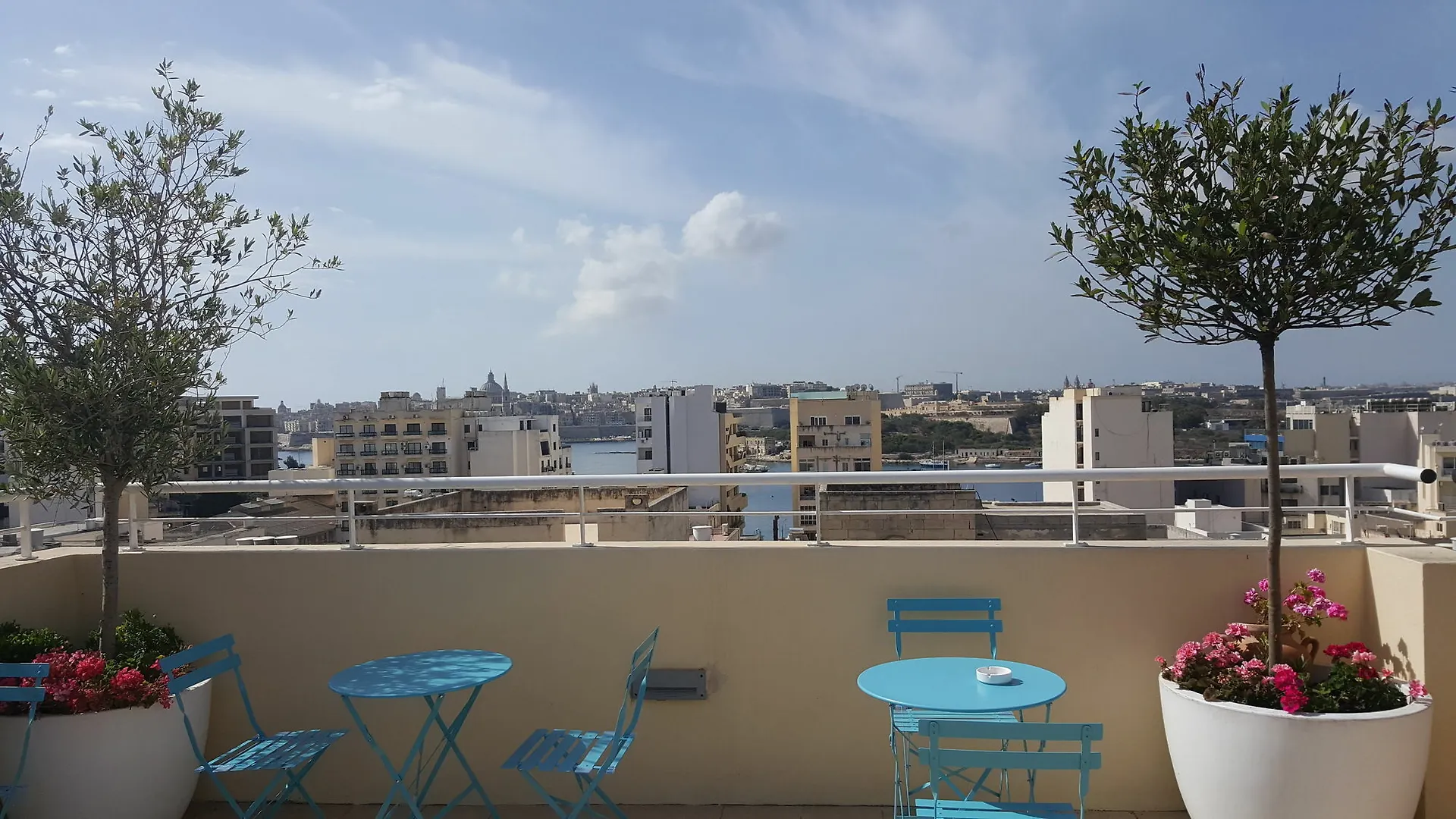 D Townhouse Boutique Suites Sliema Hotel